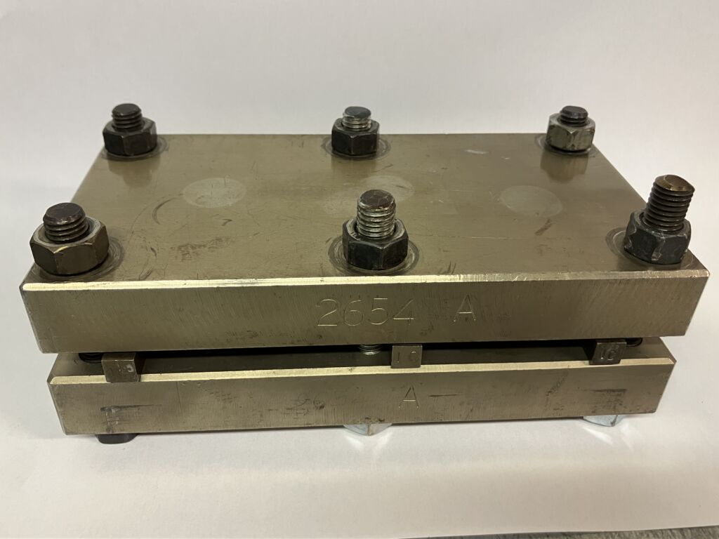 COMPRESSION SET ASSEMBLY